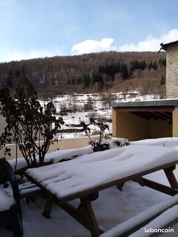 Bol D'Air A Mijanes Villa Bagian luar foto